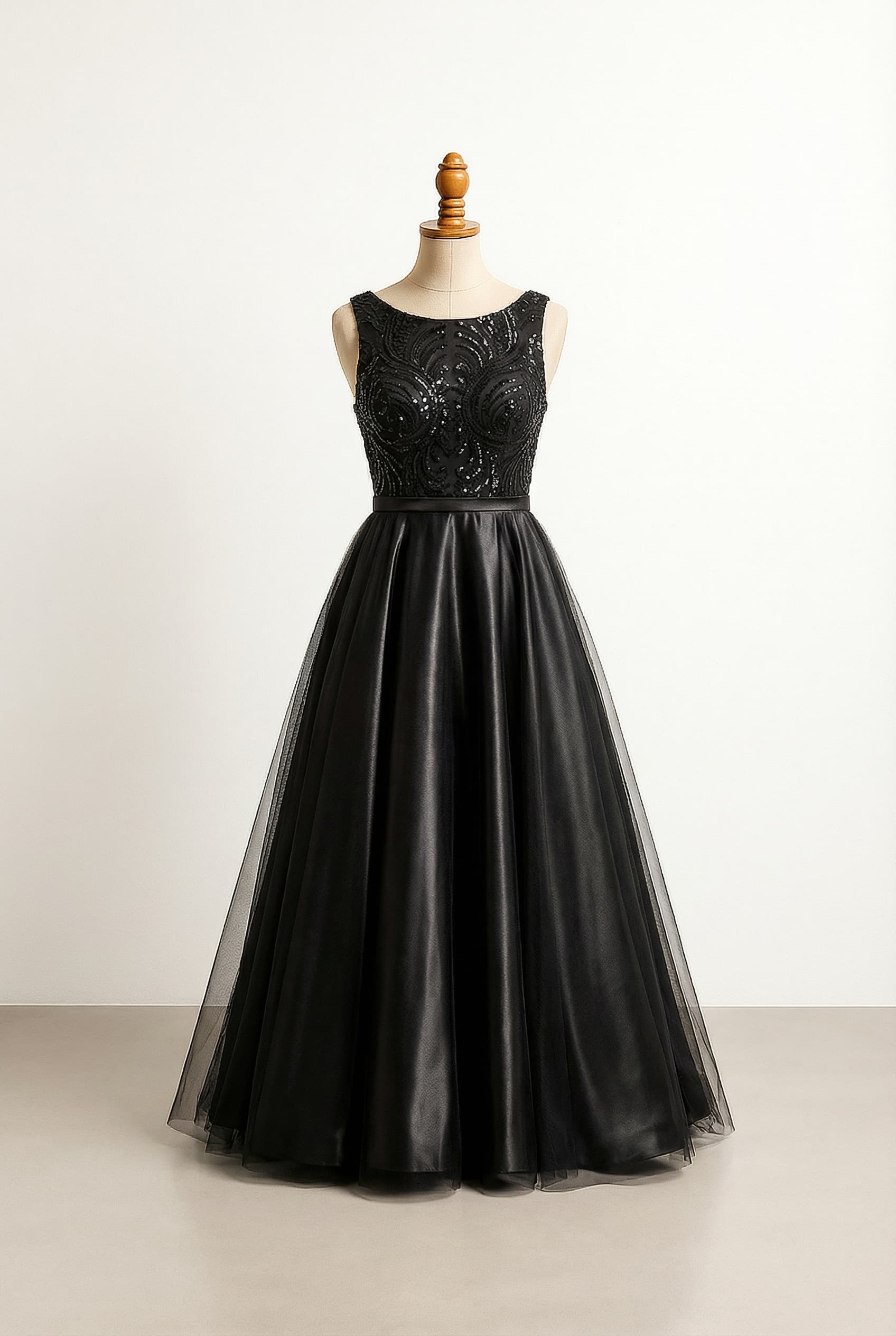 Glamorous prom dress