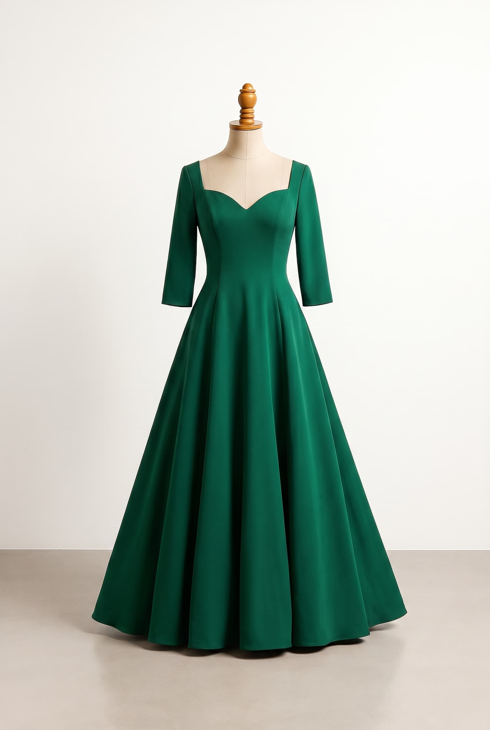 the back should be open with a thin strap across the neck for support