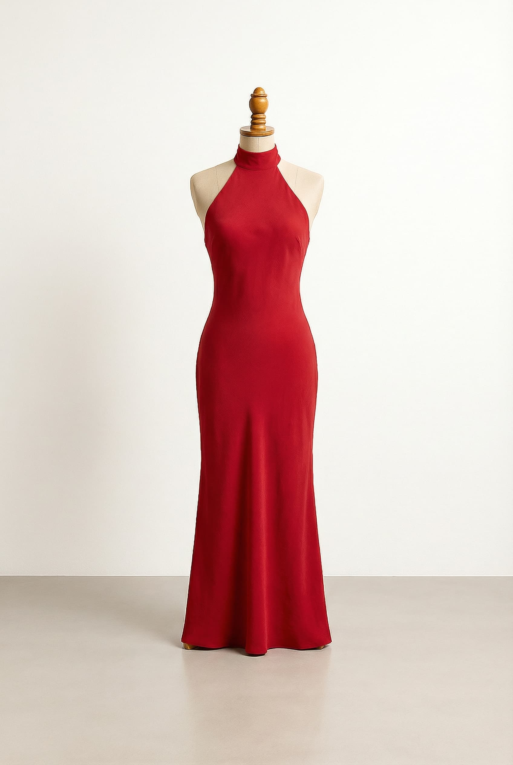 I want a balanced prom dress presettype Prom modestyPreference balanced color Red length Floor - Just reaches the floor sleeve Sleeveless - No sleeves neckline V - Classic V-neck opening silhouette Fitted - Tight on body throughout fabric Crepe de Chine - Lightweight silk with a matte slightly textured surface, and a leg slit